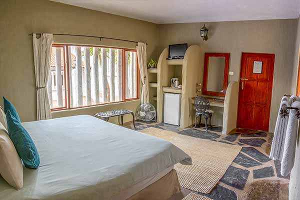 Affordable guest house near Clayville Industrial in Olifantsfontein